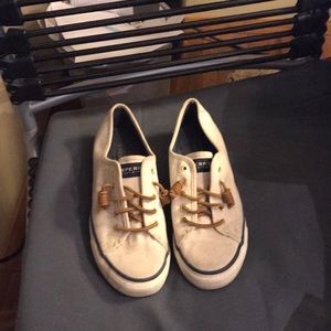 Sperry tennis shoes